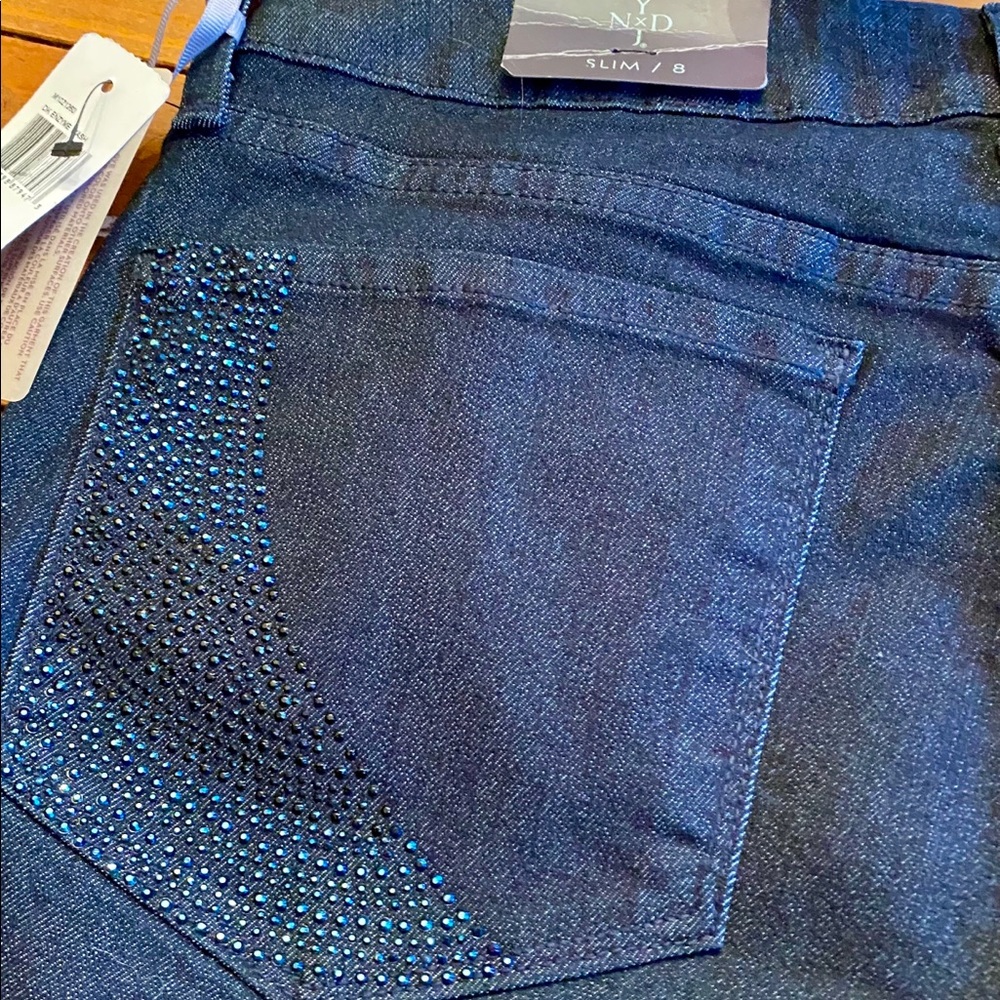 NYDJ Jeans slim jeans 32 inch inseam with bling back pockets! - Picture 11 of 13